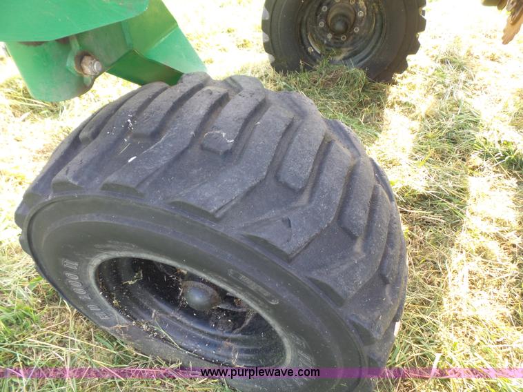 image for item K4646 2005 Great Plains YP1225 no-till planter