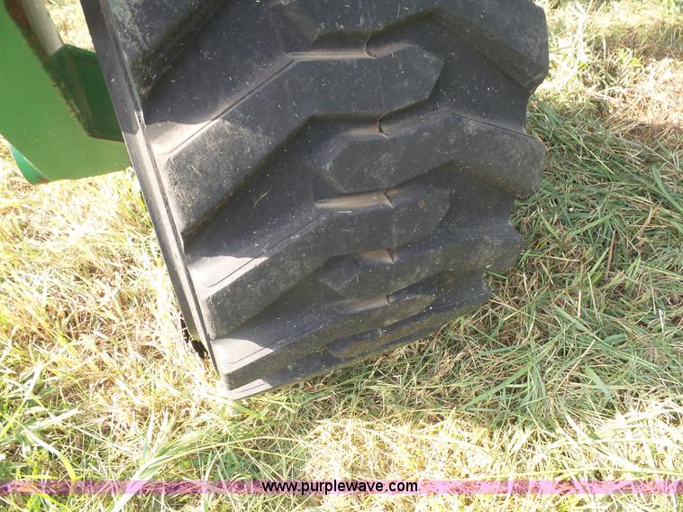 image for item K4646 2005 Great Plains YP1225 no-till planter