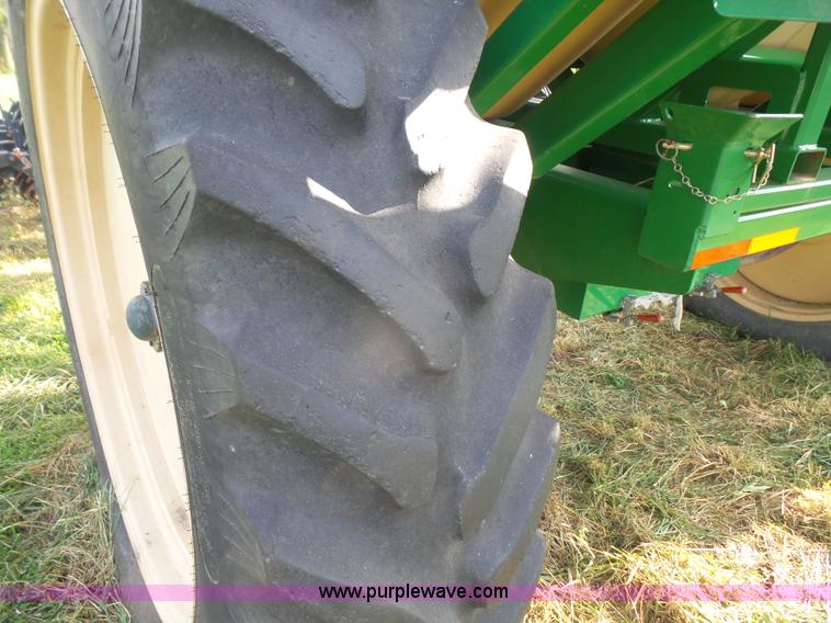 image for item K4646 2005 Great Plains YP1225 no-till planter