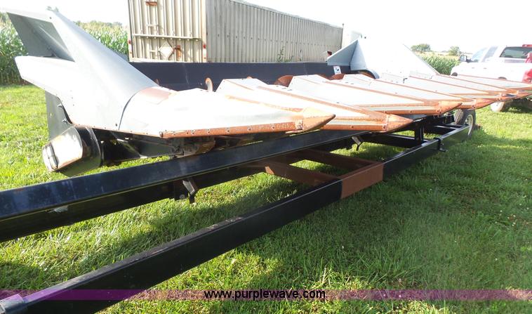 image for item K4648 AGCO 630 corn head