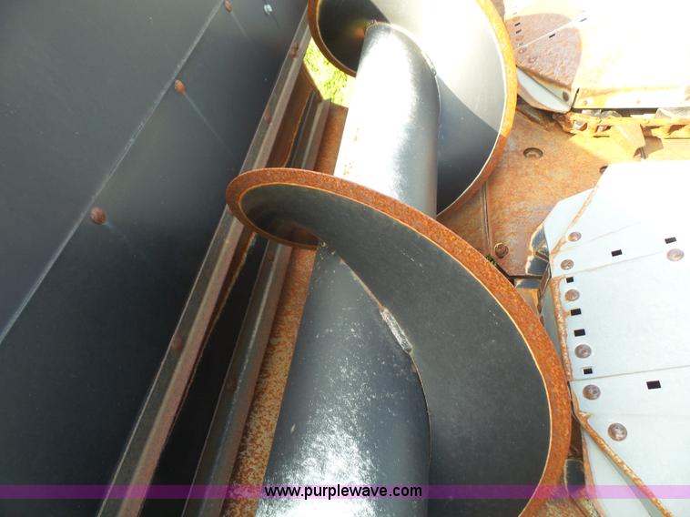 image for item K4648 AGCO 630 corn head