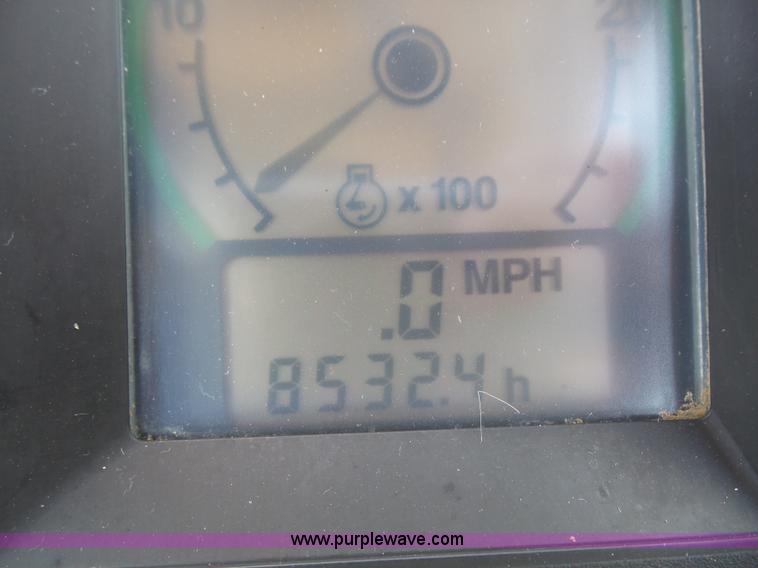 image for item K4676 1990 John Deere 4555 MFWD tractor