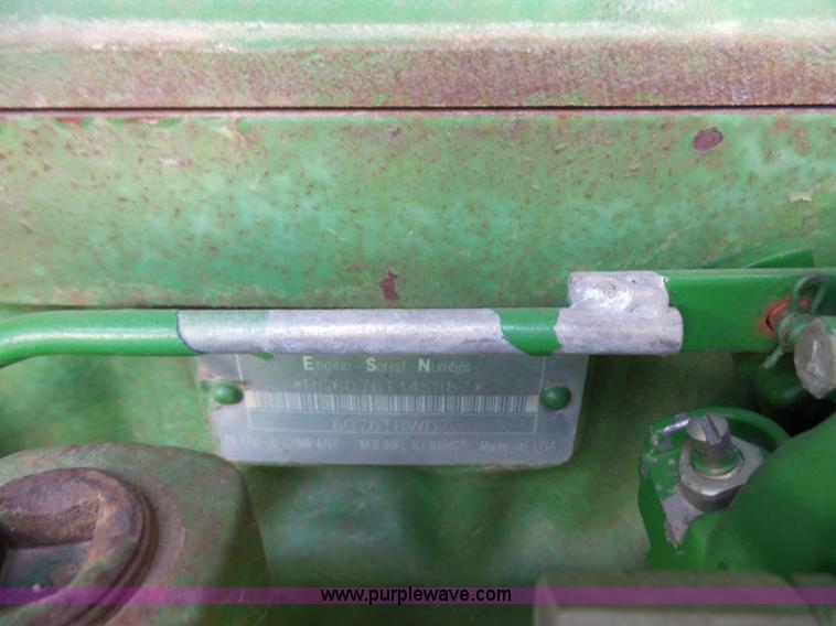 image for item K4676 1990 John Deere 4555 MFWD tractor