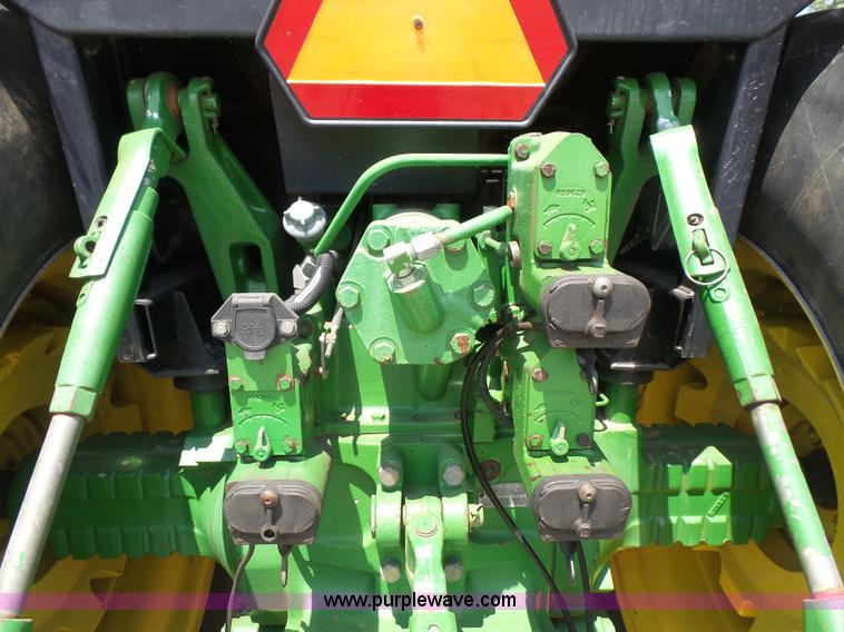 image for item K4676 1990 John Deere 4555 MFWD tractor