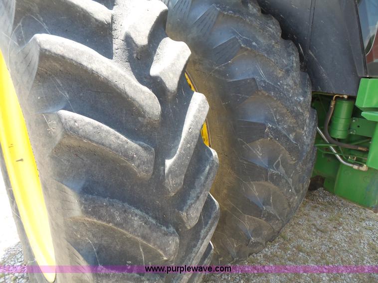 image for item K4676 1990 John Deere 4555 MFWD tractor