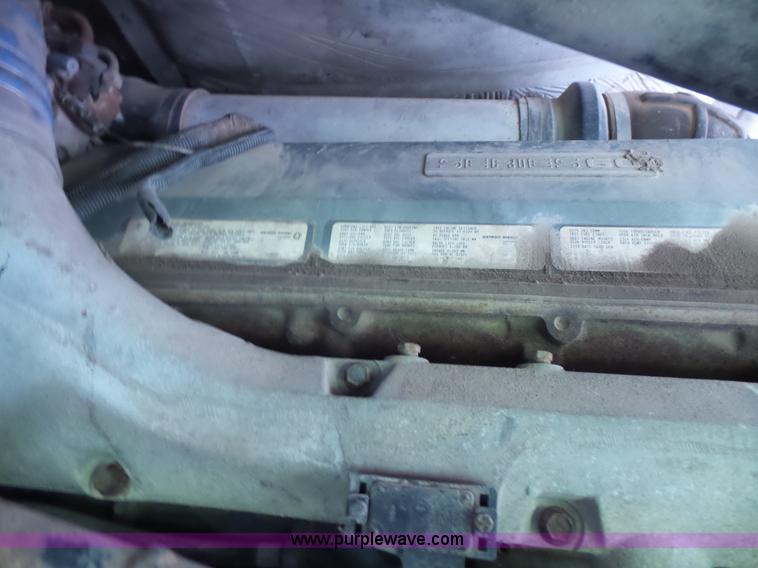 image for item K4687 1989 Freightliner FLA semi truck