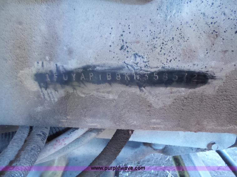 image for item K4687 1989 Freightliner FLA semi truck