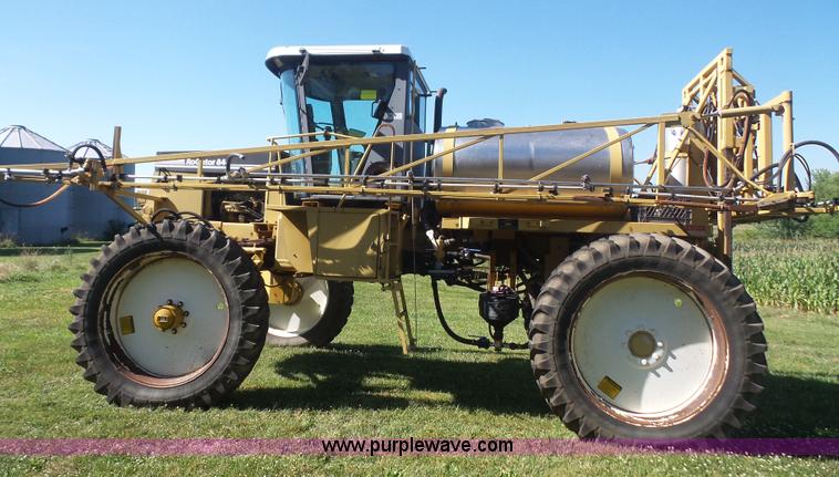image for item K4708 Ag-Chem RoGator 844 self-propelled sprayer