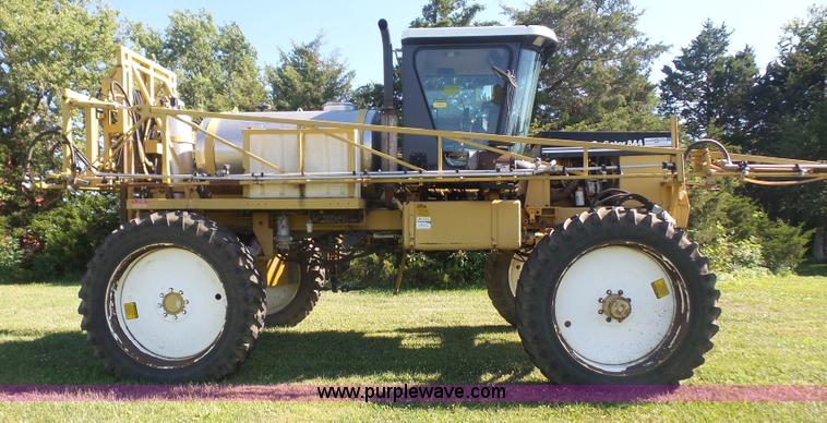 image for item K4708 Ag-Chem RoGator 844 self-propelled sprayer