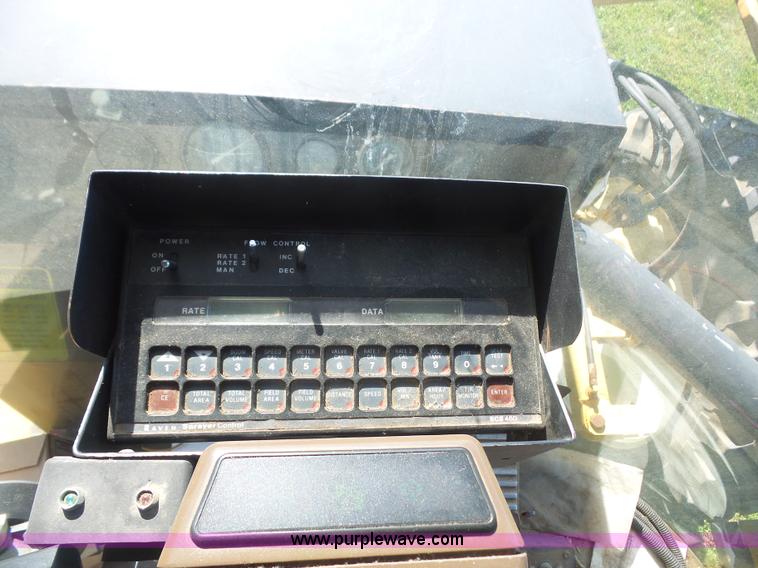 image for item K4708 Ag-Chem RoGator 844 self-propelled sprayer