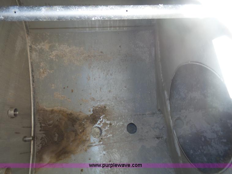 image for item K4708 Ag-Chem RoGator 844 self-propelled sprayer