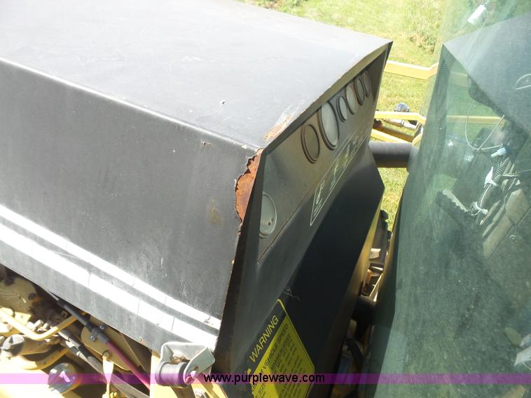 image for item K4708 Ag-Chem RoGator 844 self-propelled sprayer