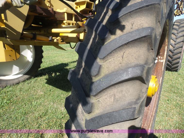 image for item K4708 Ag-Chem RoGator 844 self-propelled sprayer
