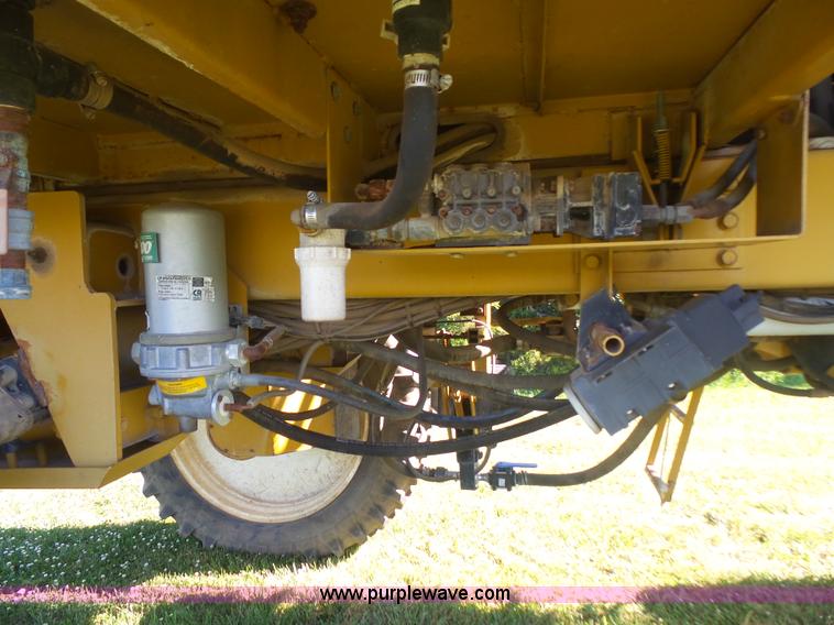 image for item K4708 Ag-Chem RoGator 844 self-propelled sprayer