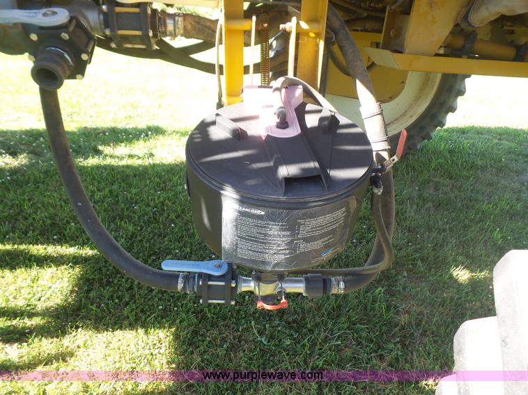 image for item K4708 Ag-Chem RoGator 844 self-propelled sprayer