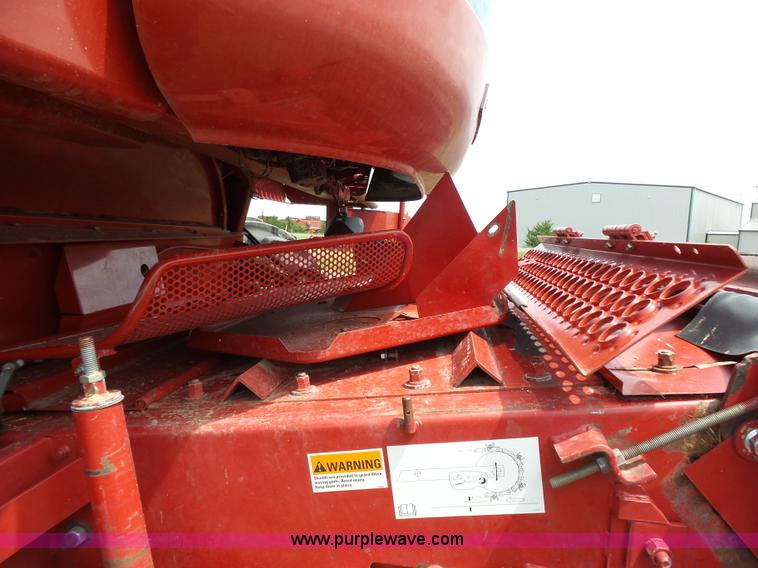 image for item K5265 2004 Case IH 2388 combine