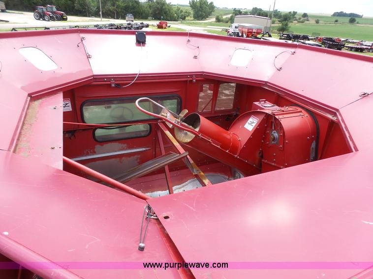 image for item K5265 2004 Case IH 2388 combine