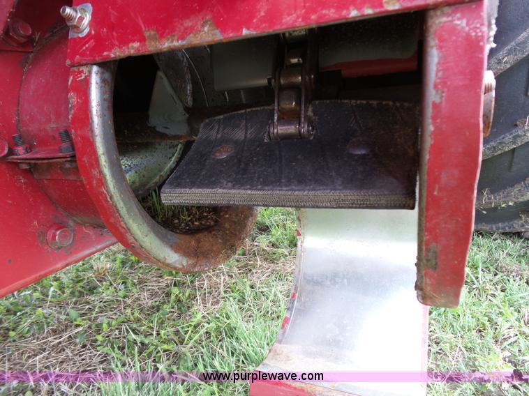 image for item K5265 2004 Case IH 2388 combine
