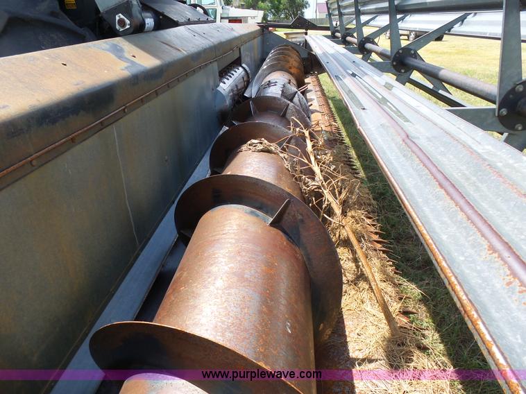 image for item K5299 Gleaner L2 combine