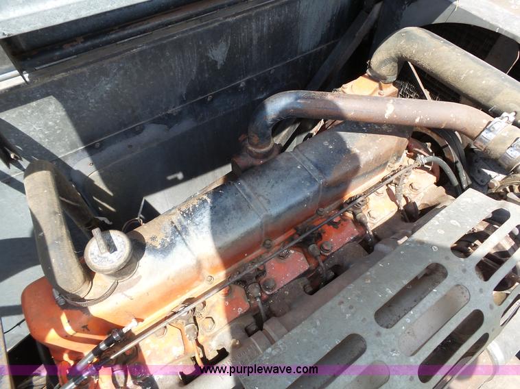 image for item K5299 Gleaner L2 combine