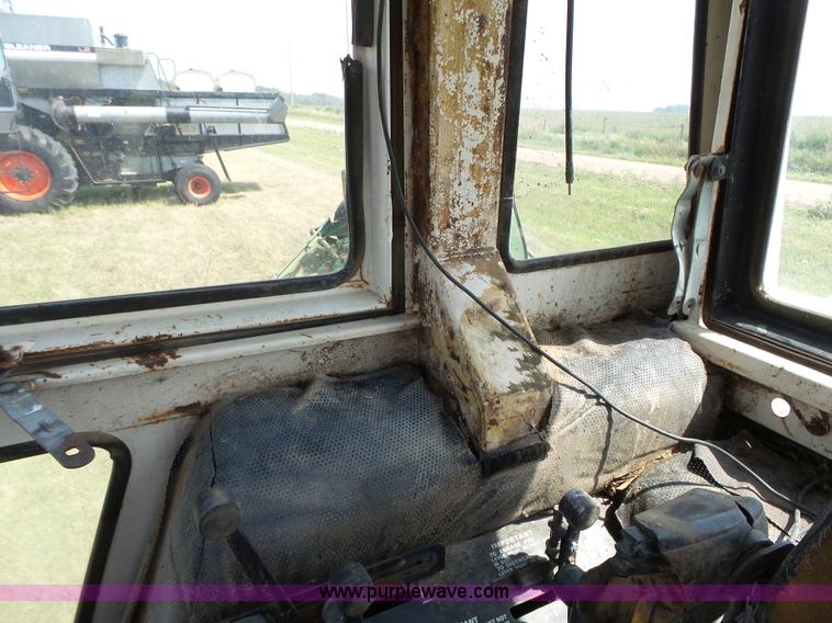 image for item K5301 1976 Case 1570 tractor