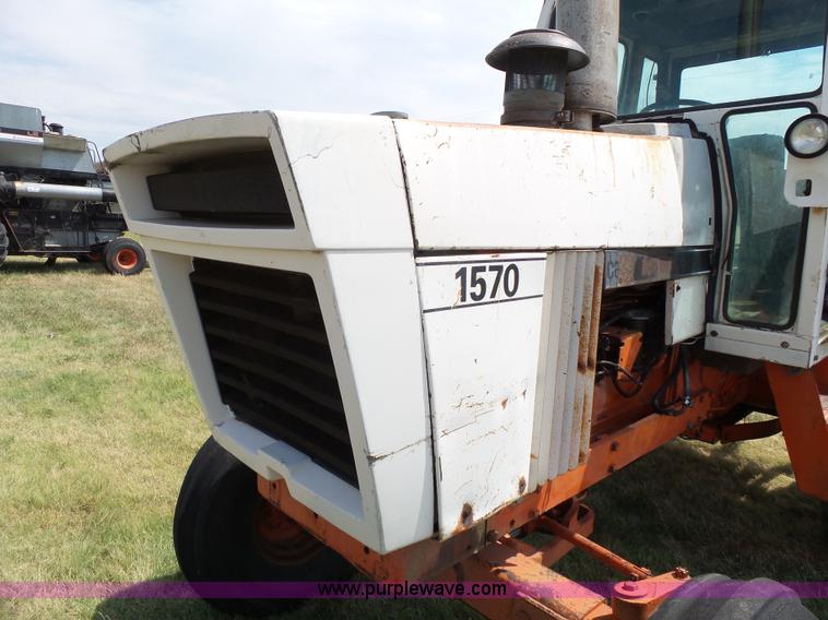 image for item K5301 1976 Case 1570 tractor