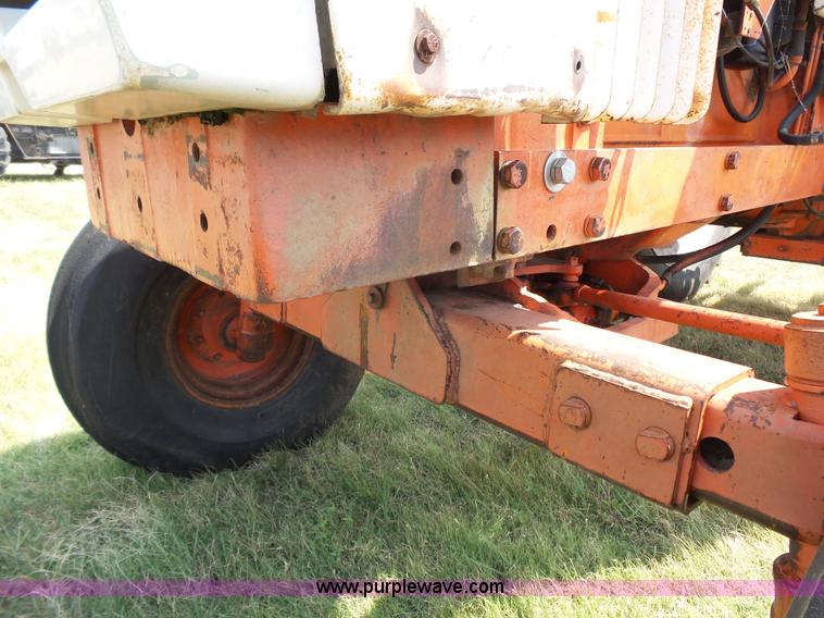 image for item K5301 1976 Case 1570 tractor