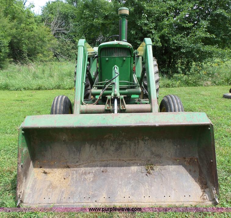 image for item K5309 1962 John Deere 3010 tractor