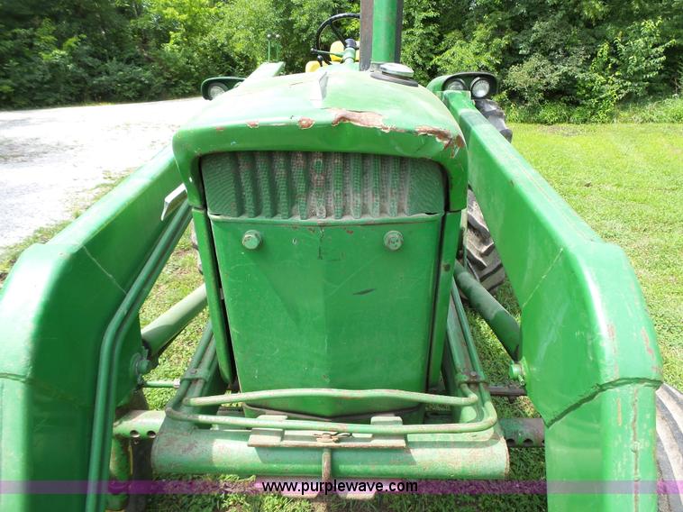 image for item K5309 1962 John Deere 3010 tractor