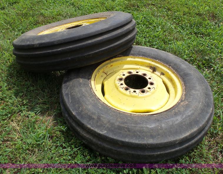 image for item K5309 1962 John Deere 3010 tractor