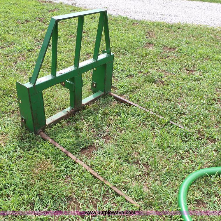 image for item K5309 1962 John Deere 3010 tractor