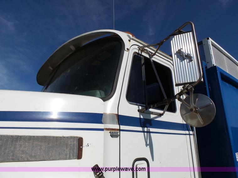 image for item K5317 1991 Mack CH613 silage/grain truck