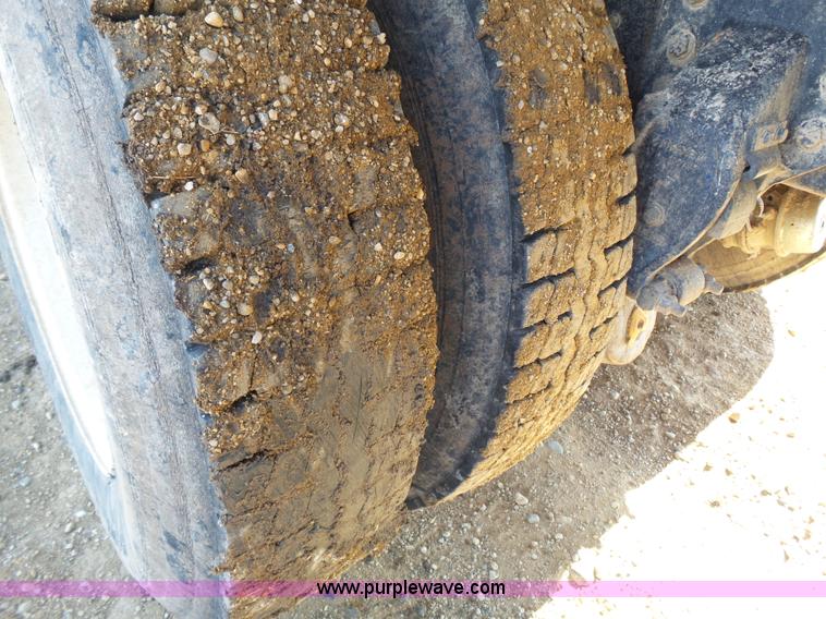 image for item K5317 1991 Mack CH613 silage/grain truck