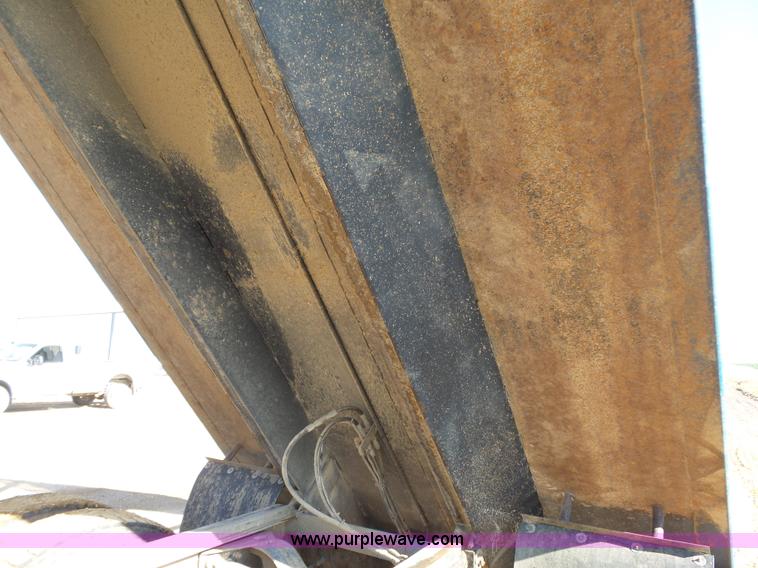 image for item K5317 1991 Mack CH613 silage/grain truck