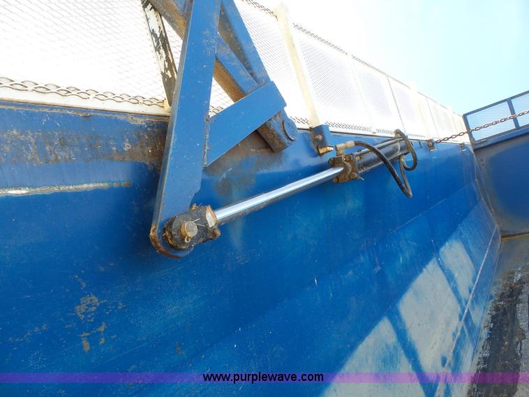 image for item K5317 1991 Mack CH613 silage/grain truck