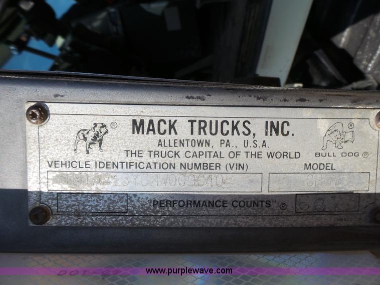 image for item K5317 1991 Mack CH613 silage/grain truck