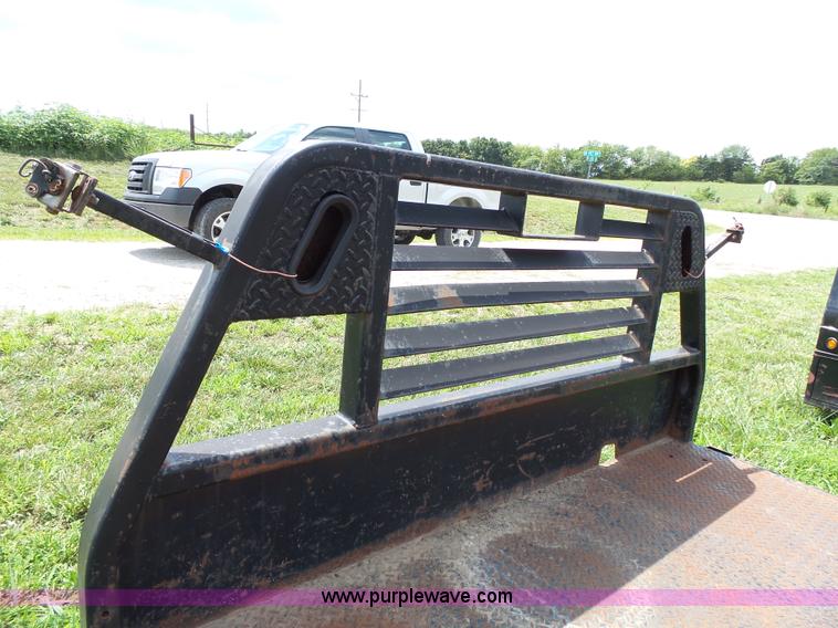 Besler 3100 bale bed in Centerville, KS Item K5319 sold Purple Wave