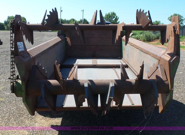 image for item K7065 John Deere 450 manure spreader