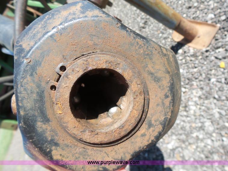 image for item K7065 John Deere 450 manure spreader