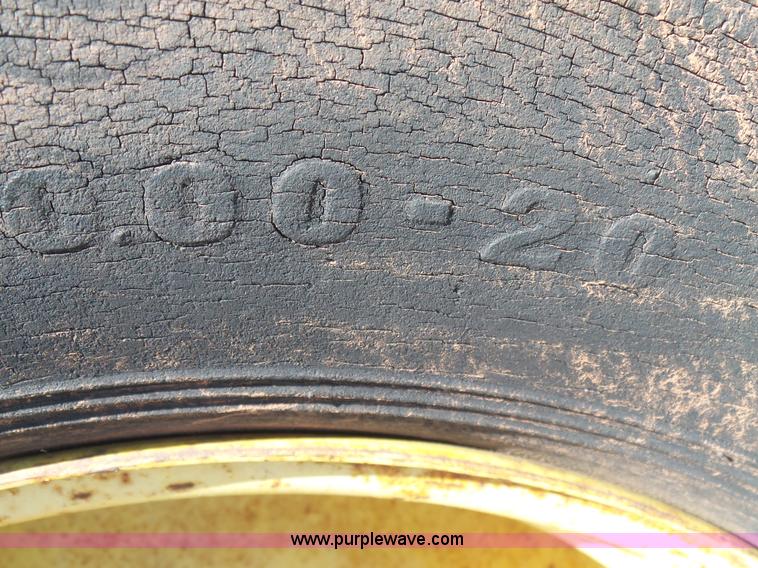 image for item K7065 John Deere 450 manure spreader