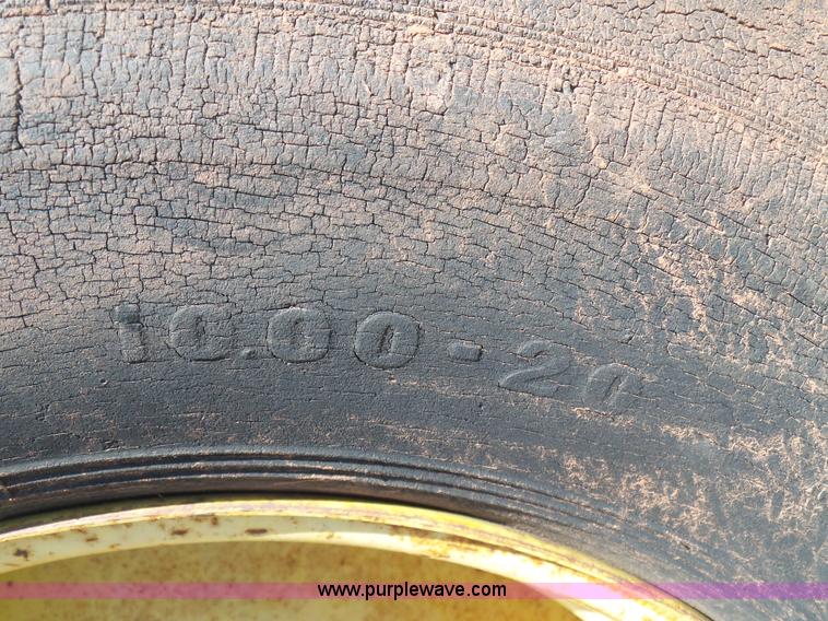 image for item K7065 John Deere 450 manure spreader