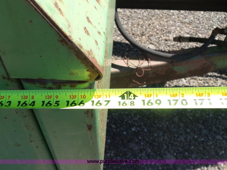 image for item K7065 John Deere 450 manure spreader