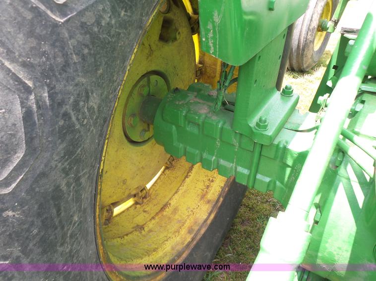 image for item K7080 John Deere 4020 tractor