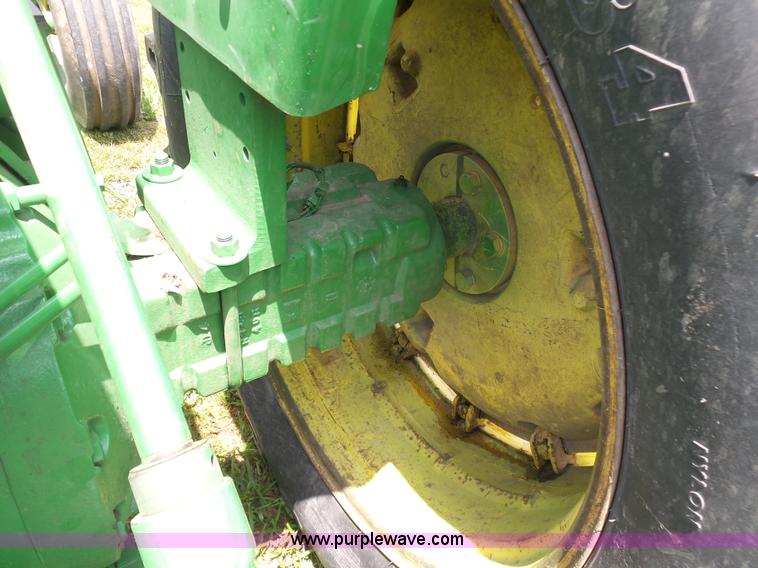 image for item K7080 John Deere 4020 tractor
