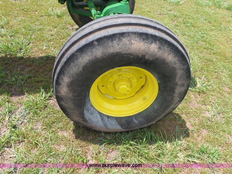 image for item K7080 John Deere 4020 tractor