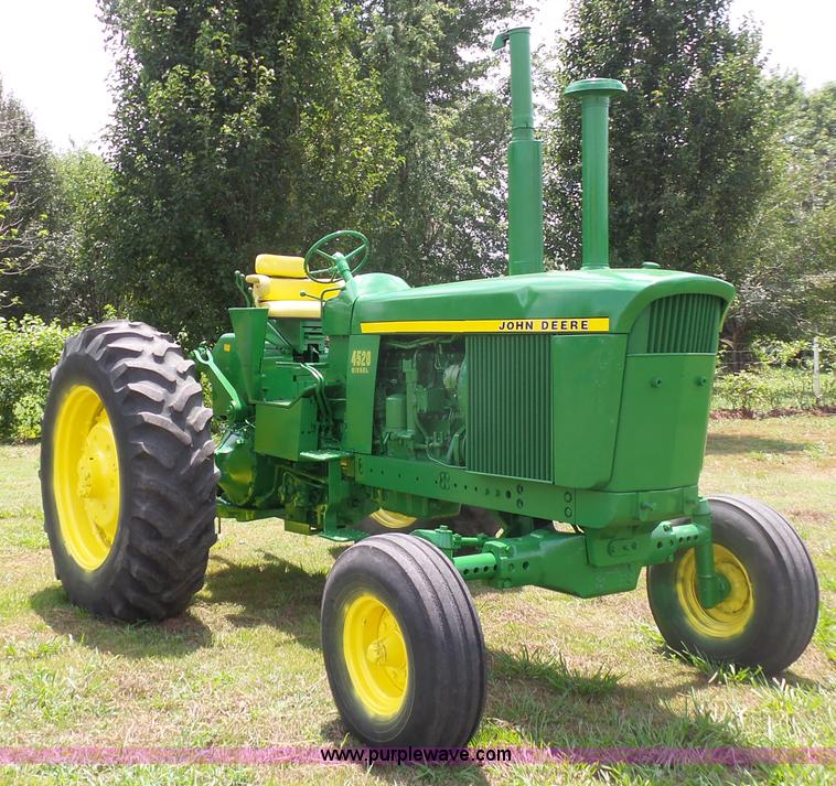 image for item K7081 John Deere 4520 tractor