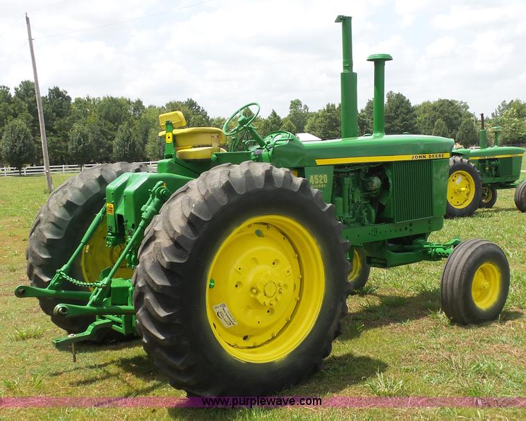 image for item K7081 John Deere 4520 tractor