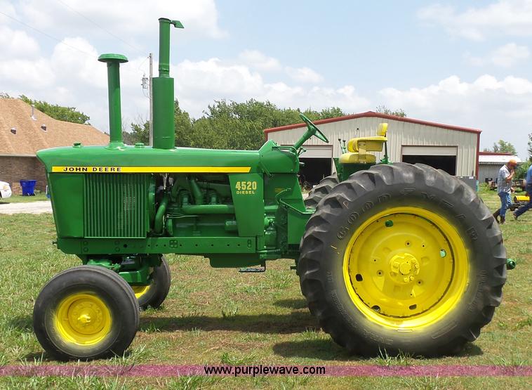image for item K7081 John Deere 4520 tractor