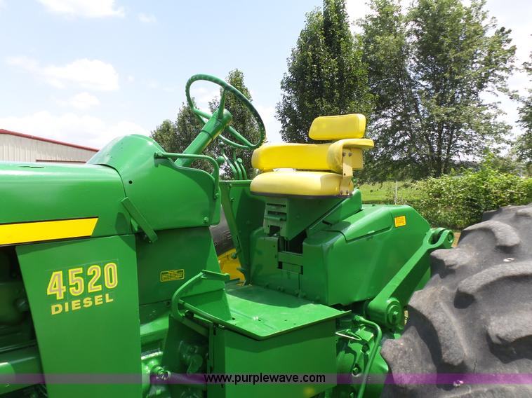 image for item K7081 John Deere 4520 tractor
