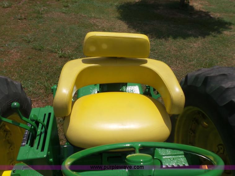 image for item K7081 John Deere 4520 tractor